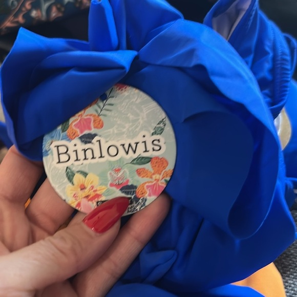 NWT Binlowis Vibrant Blue Ruffle Swimsuit - Picture 3 of 3